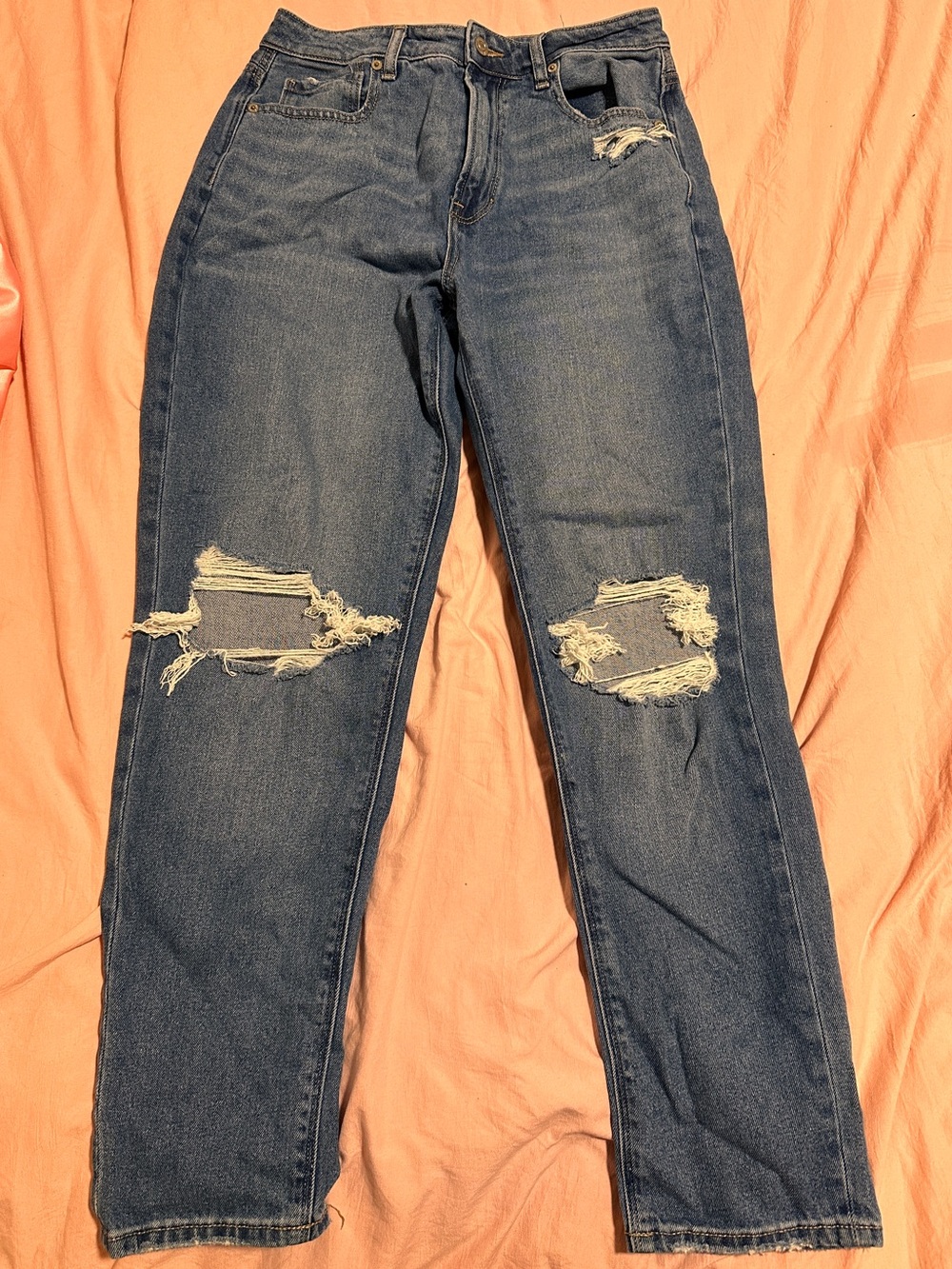 American Eagle Outfitters High-Rise Distressed Blue Jeans